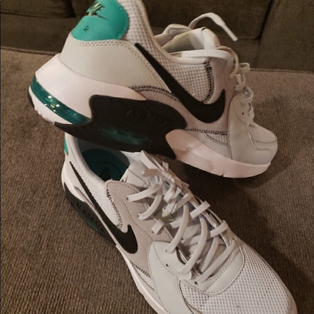 Mens size 12 Nike Air Max. Never worn